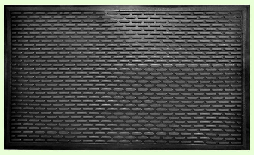 Резиновый коврик ТИРЕ черный 450х750 мм