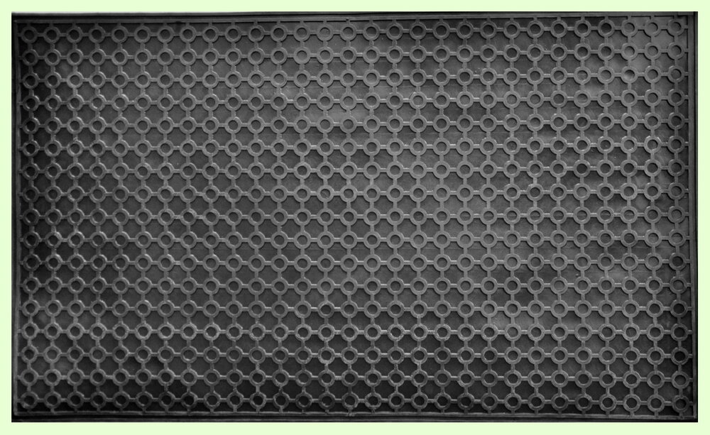 Резиновый коврик ЗЕРО черный 450х750 мм